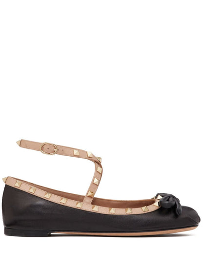 Valentino Garavani Flat shoes Black