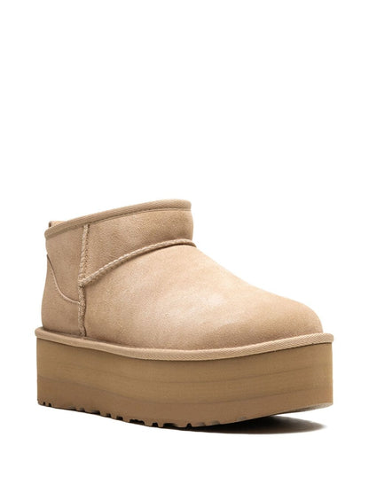 UGG Australia Boots Beige