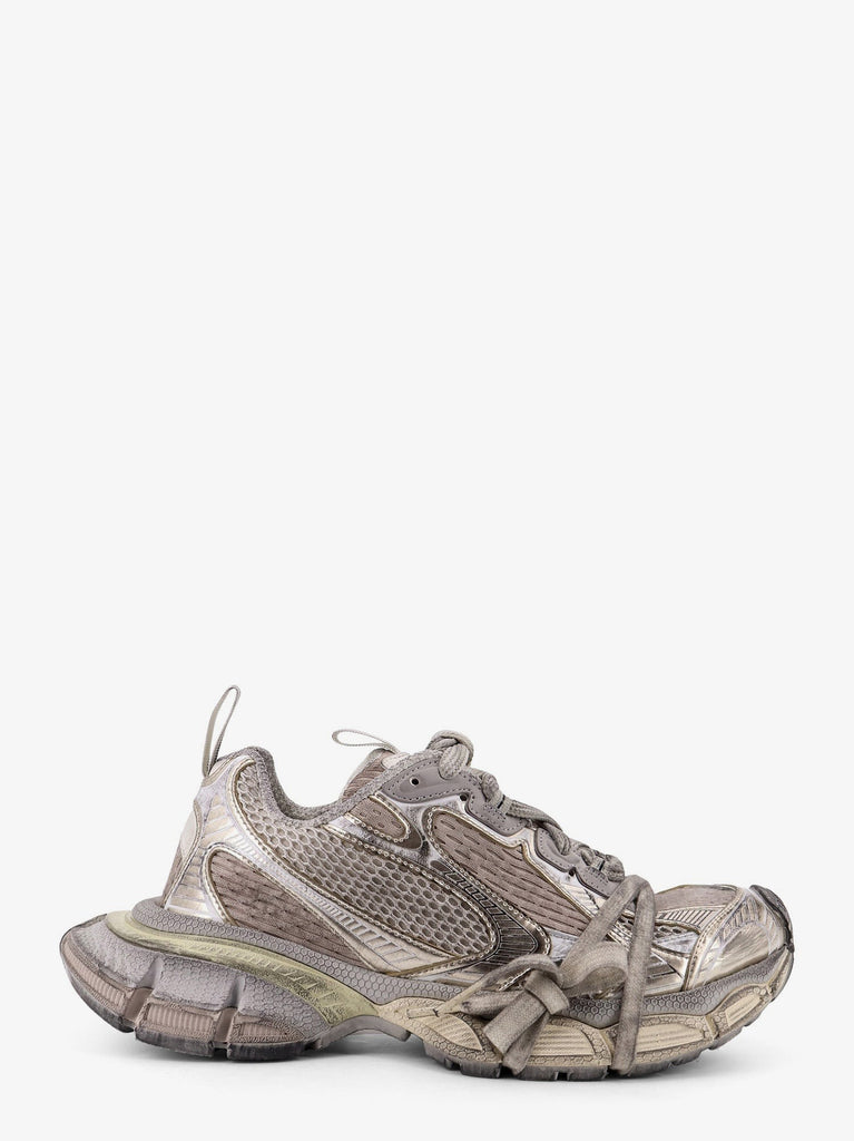 3XL low-top mesh sneakers