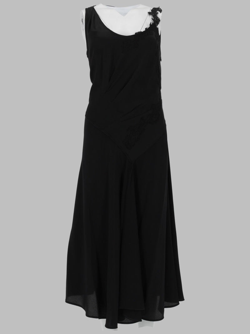 ABITO CON INSERTI IN PIZZO
