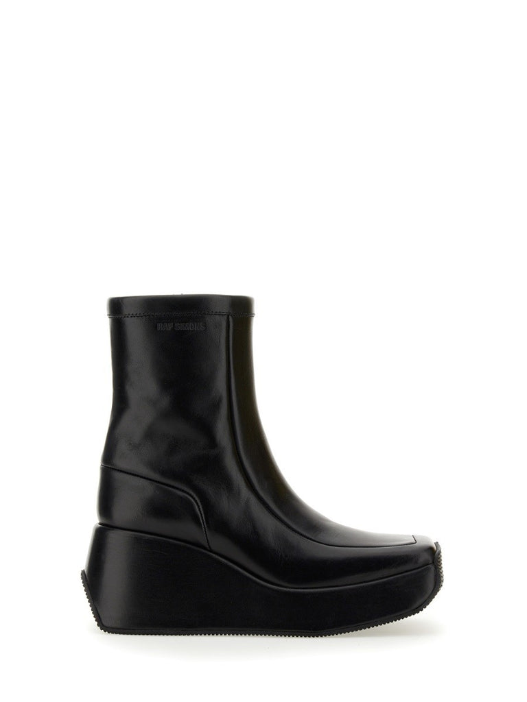 ANKLE BOOT WITH SQUARE TOE