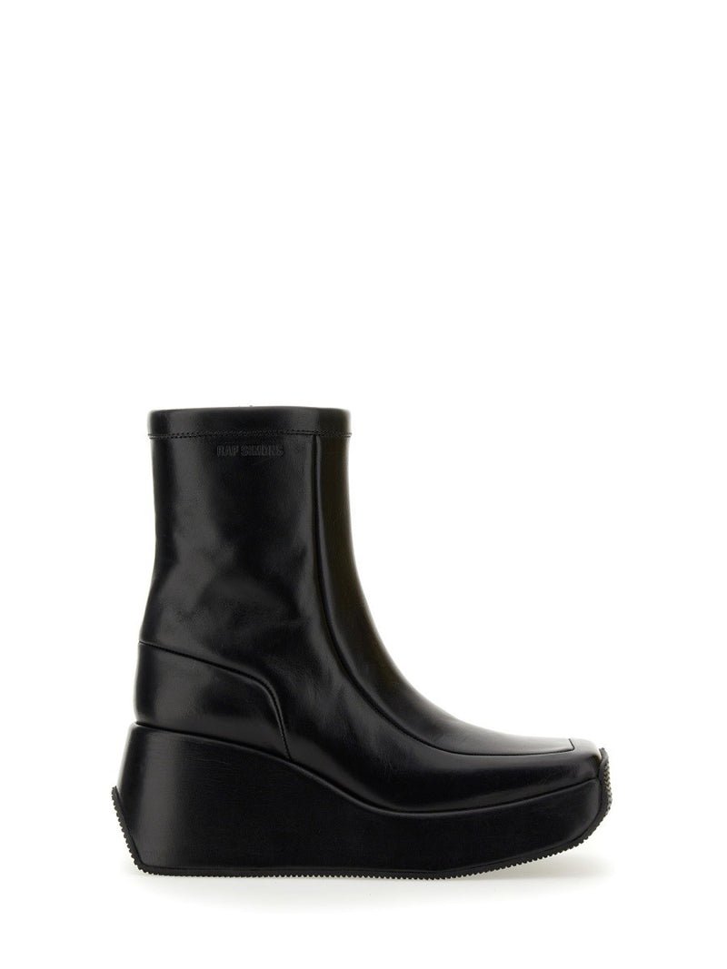 ANKLE BOOT WITH SQUARE TOE