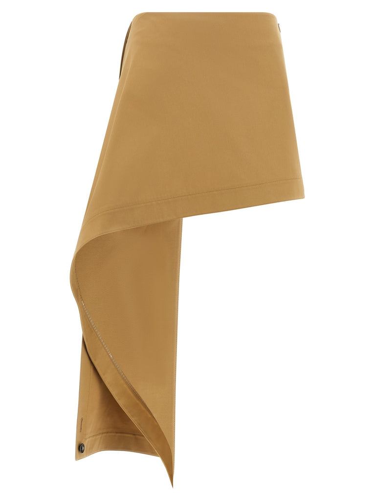 Asymmetrical skirt
