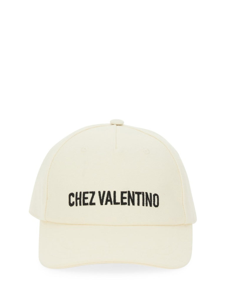 BASEBALL CAP WITH EMBROIDERY