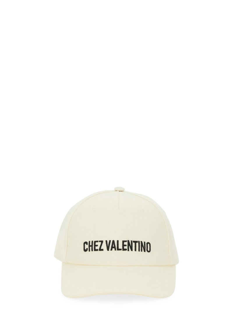 BASEBALL CAP WITH EMBROIDERY