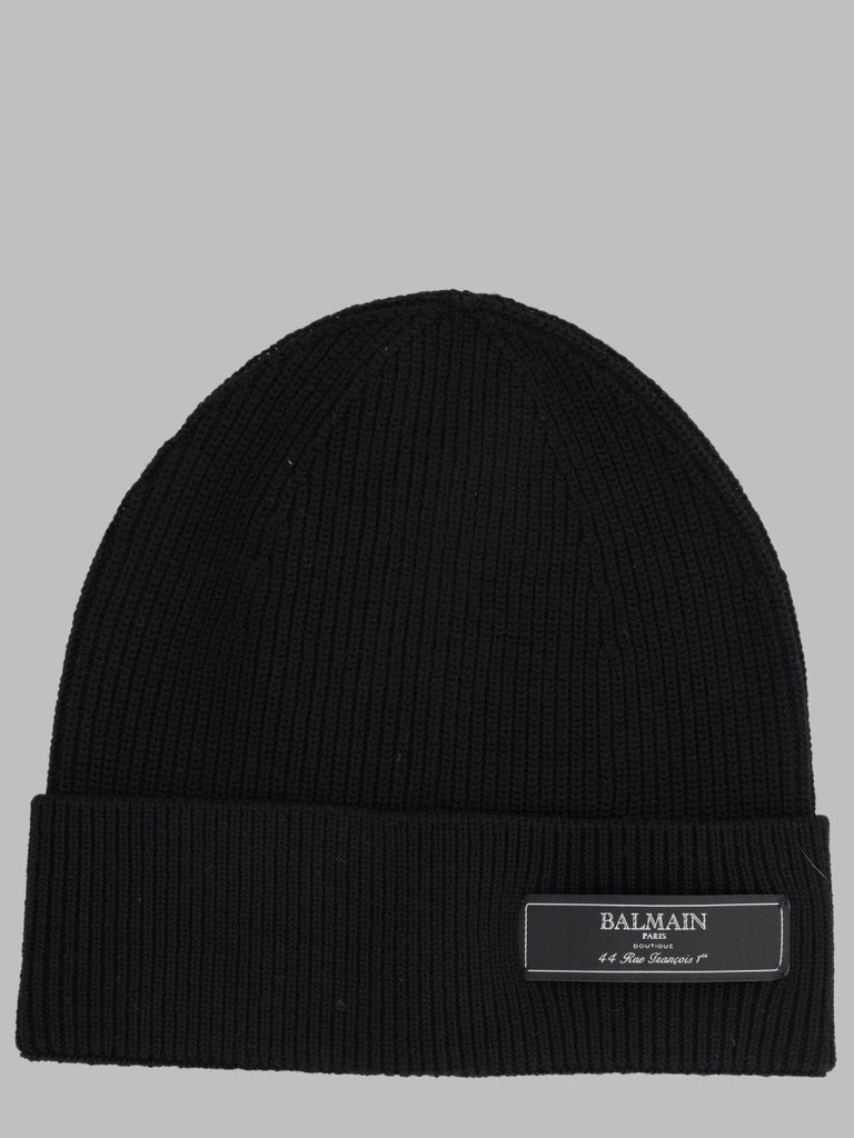 BERRETTO CON PATCH LOGO