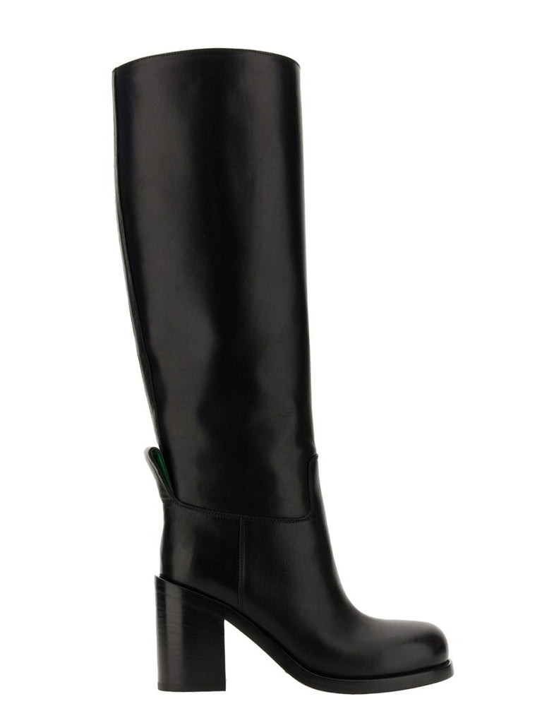 BOOT HORSE
