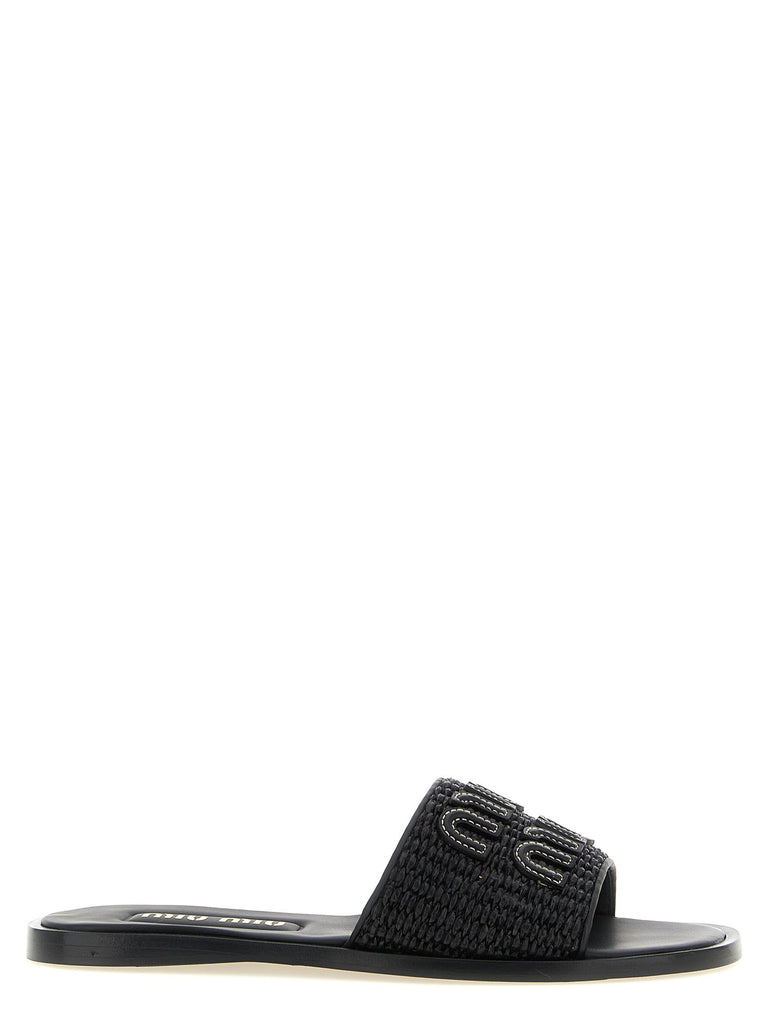 Braided slides with logo