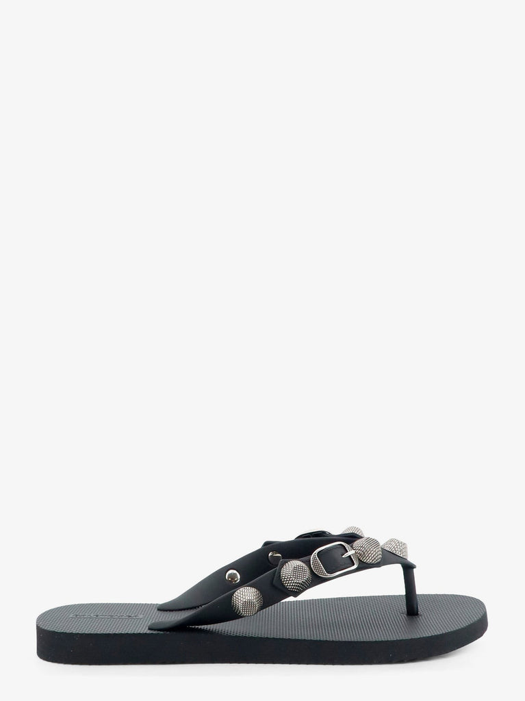 Cagole flip-flops with iconic metal details