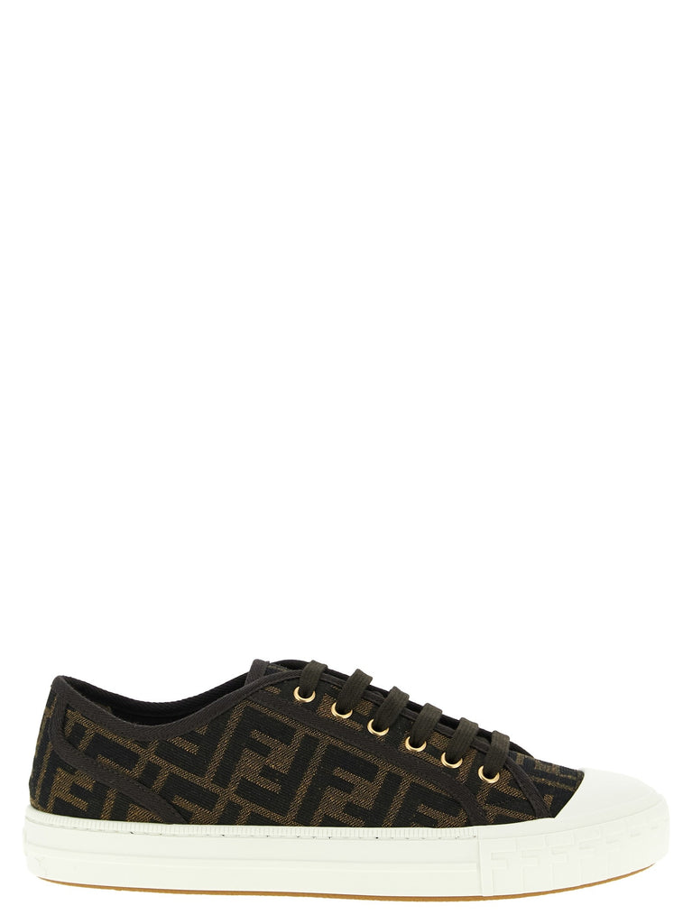 'Chunky' sneakers