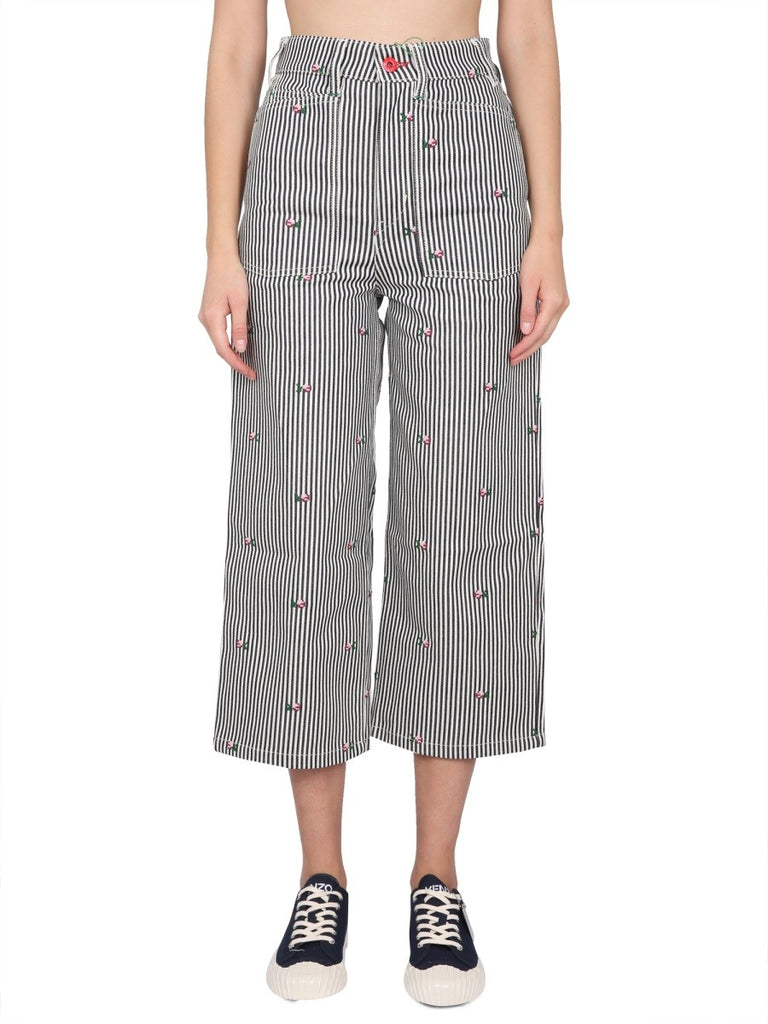 CROPPED FIT JEANS
