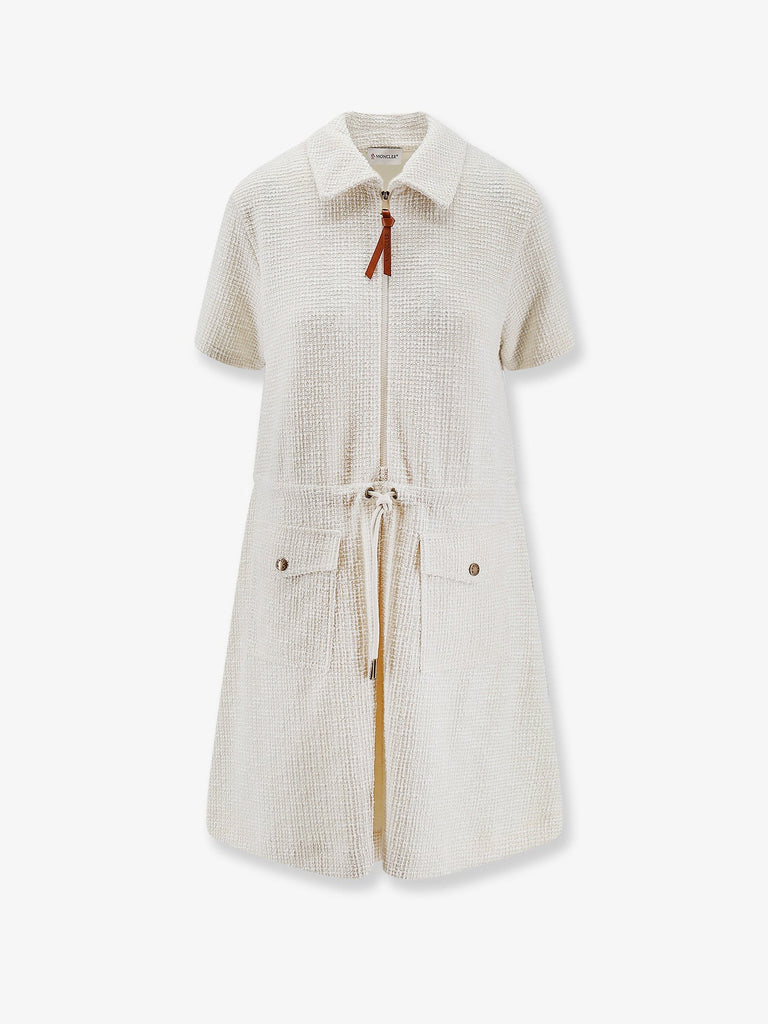 Dress with adjustable drawstring