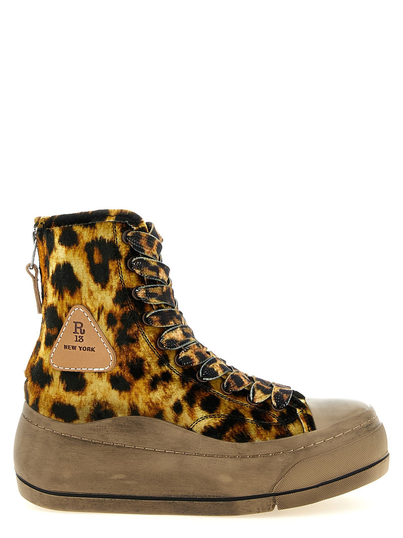 'Extended Kurt' sneakers