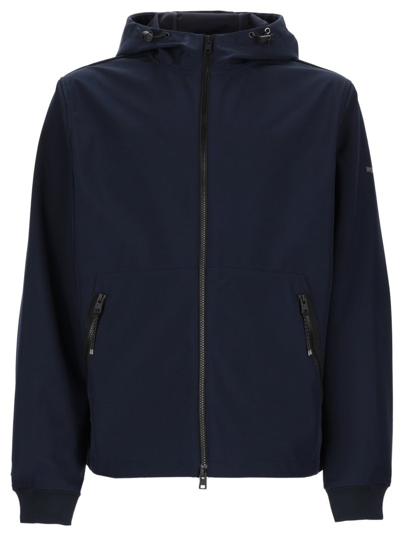 GIACCA CON ZIP E CAPPUCCIO