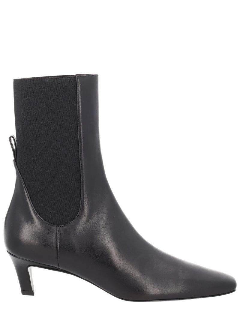 HEELED BOOT