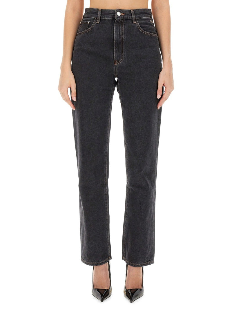 JEANS IN DENIM