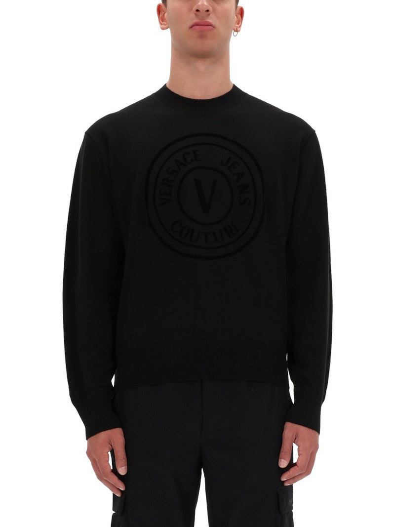 JERSEY WITH V-EMBLEM
