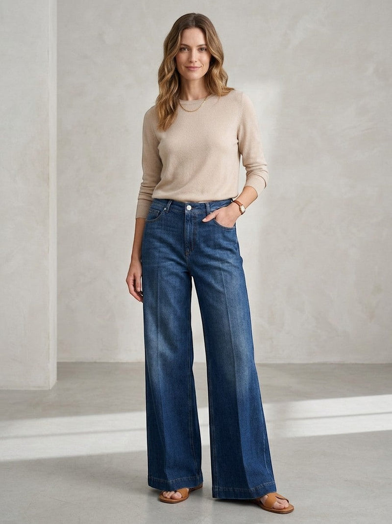 Le Loft De Paris "V40" palazzo jeans in dark wash denim, made from viscose, linen, cotton, and PES. High-waisted.