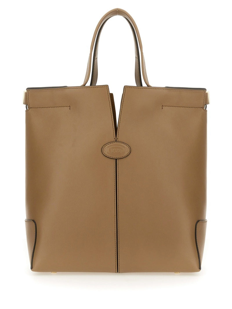 LEATHER BAG.
