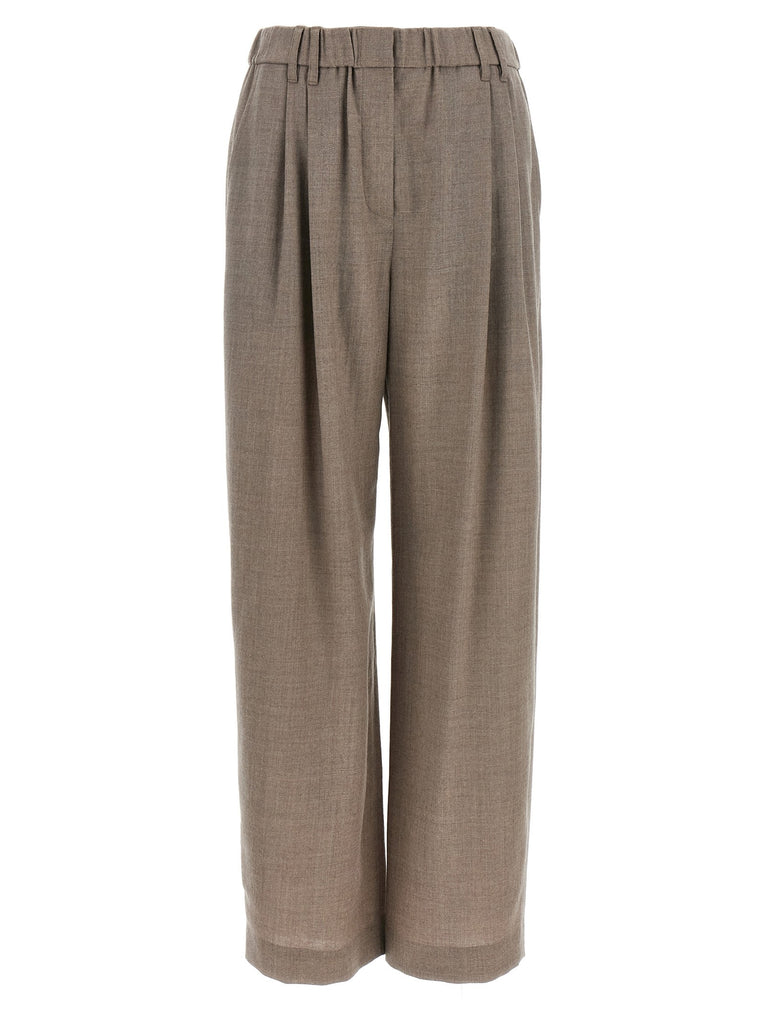 Light pants with pleats