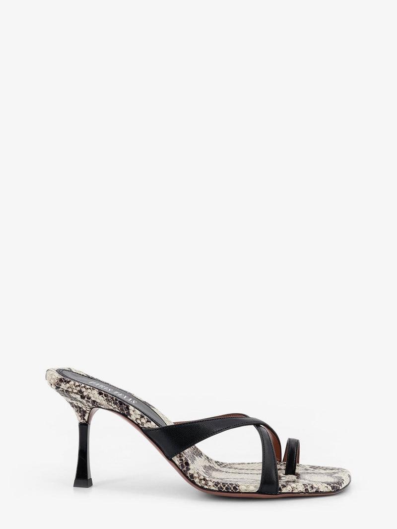 Lorena leather sandals