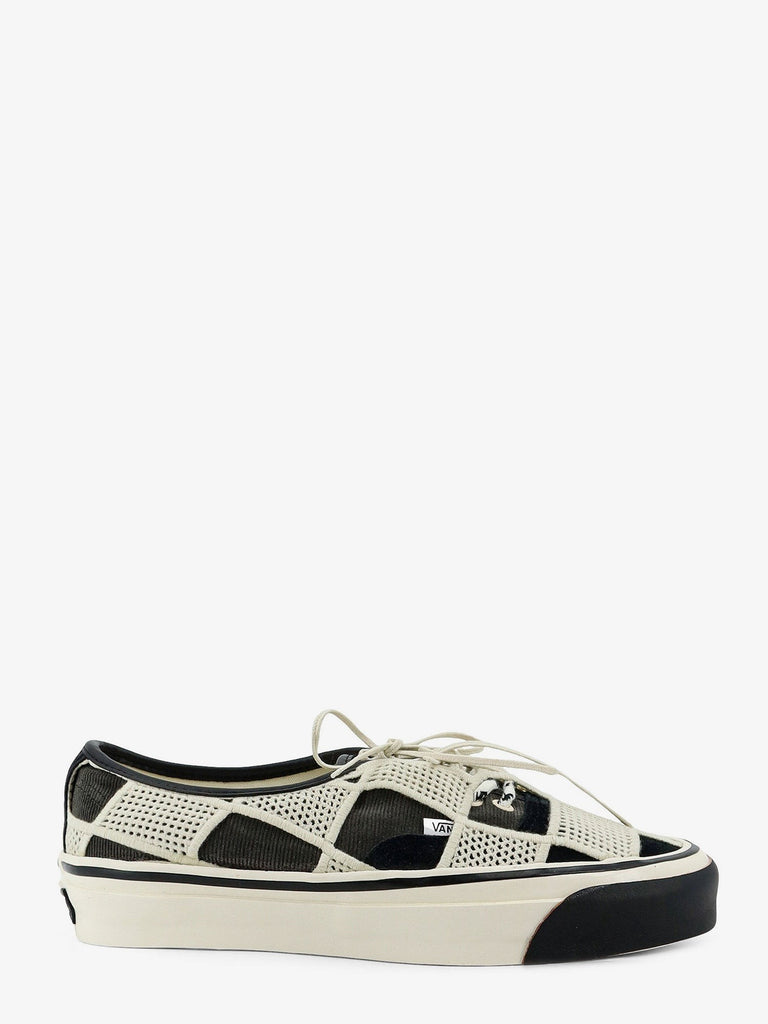 Lx authentic 44 sneakers with Shell Knit motif