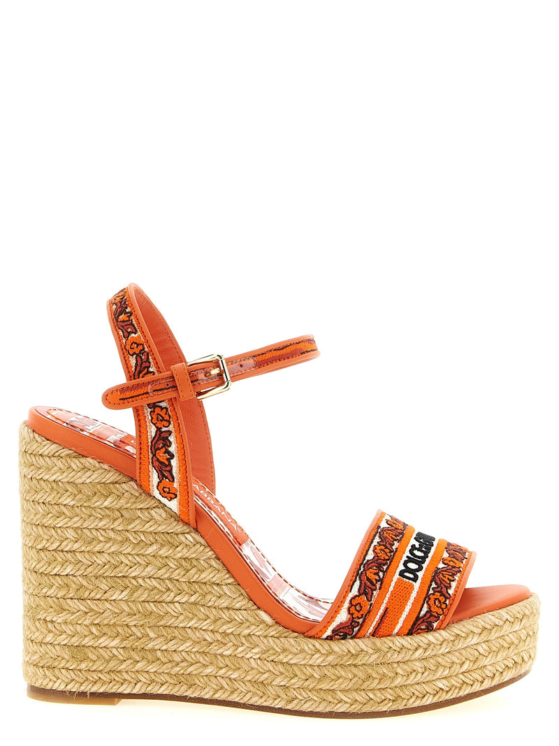 'Maiolica' wedges