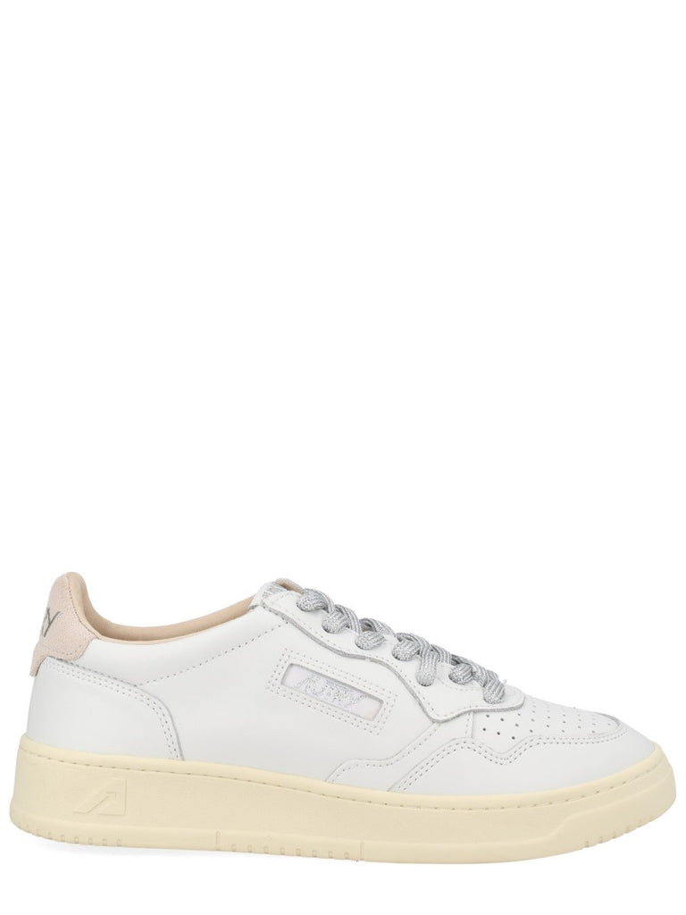 "MEDALIST LOW" SNEAKER