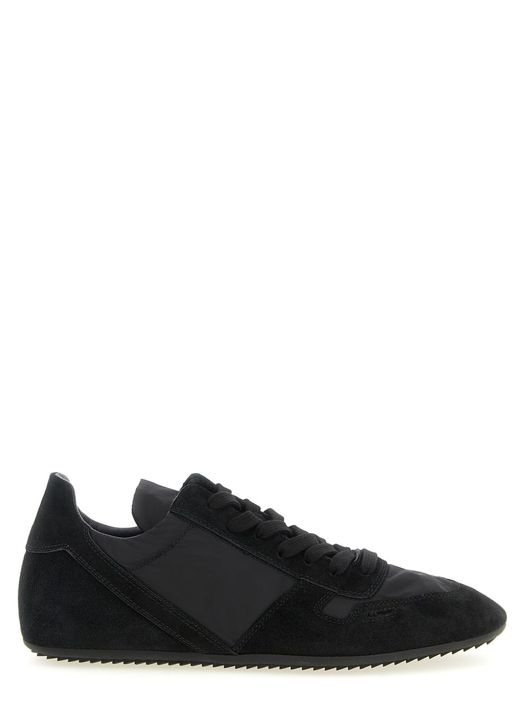 'Minimal Sneaks' sneakers