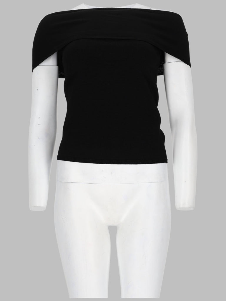neckline detail top