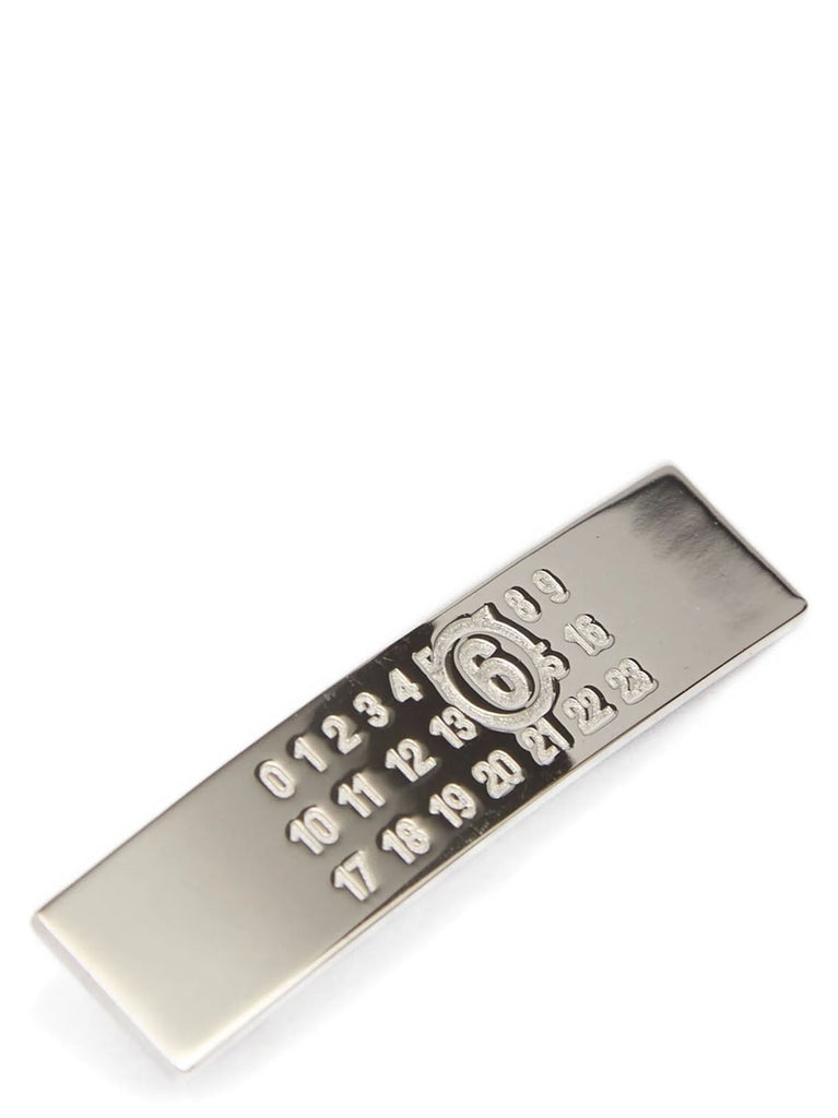 'Numeric' hair clip