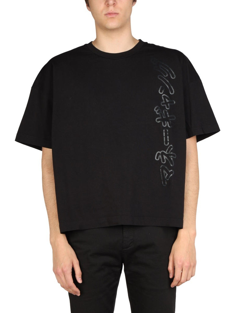 OVERSIZED FIT T-SHIRT