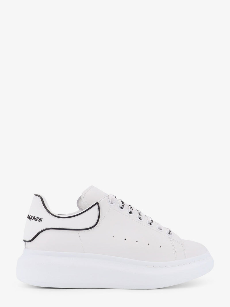 Oversized low-top leather sneakers