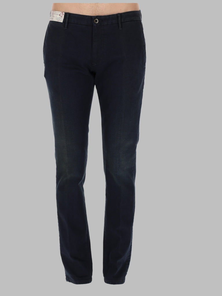 JEANS CON PATCH LOGO