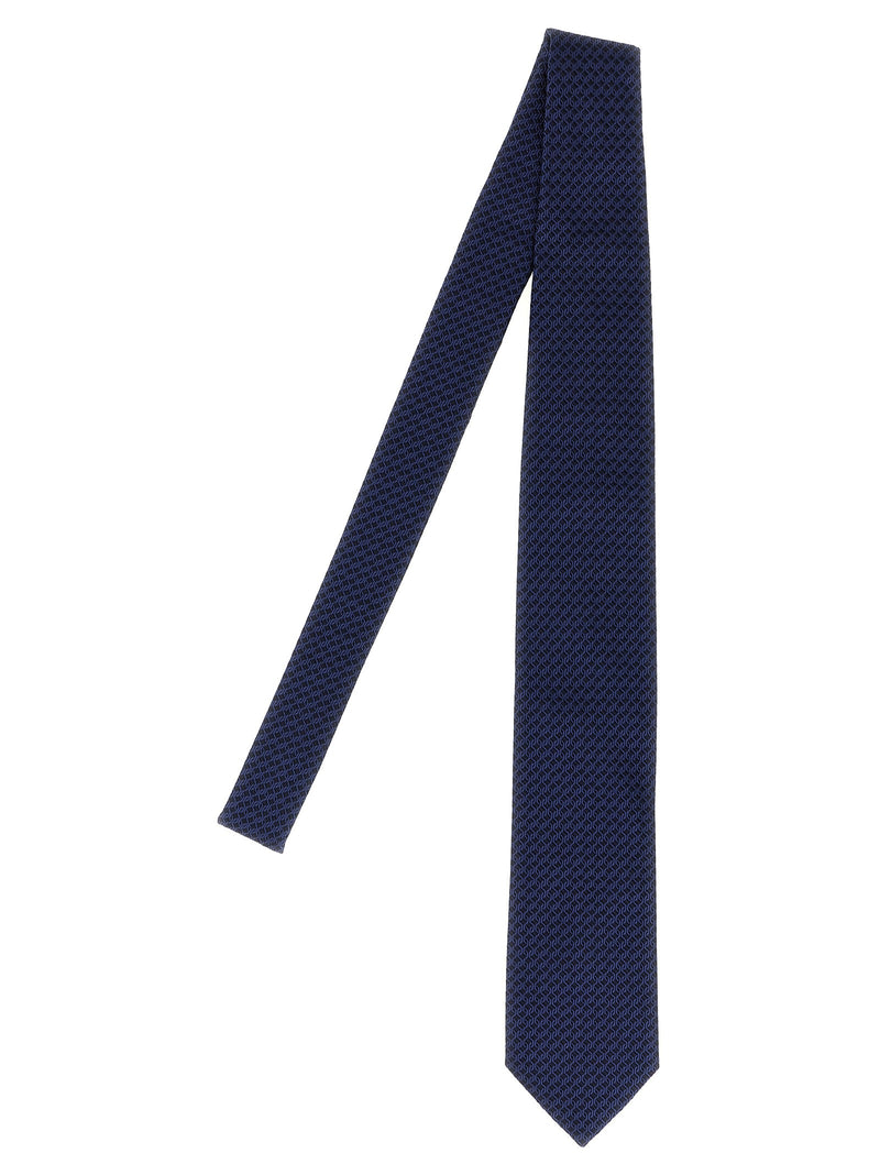 Patterned silk tie