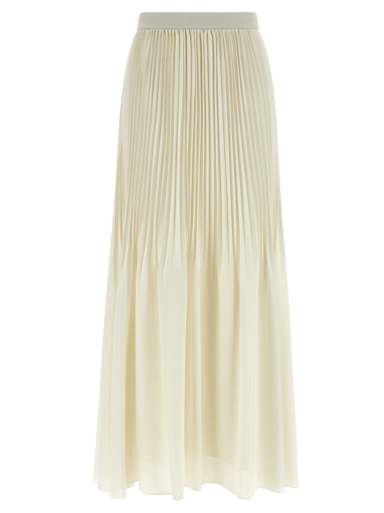 Pleated skirt