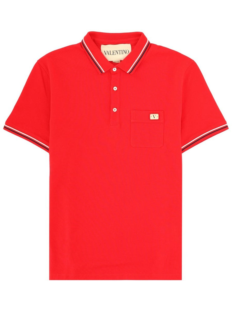 POLO CON PATCH LOGO