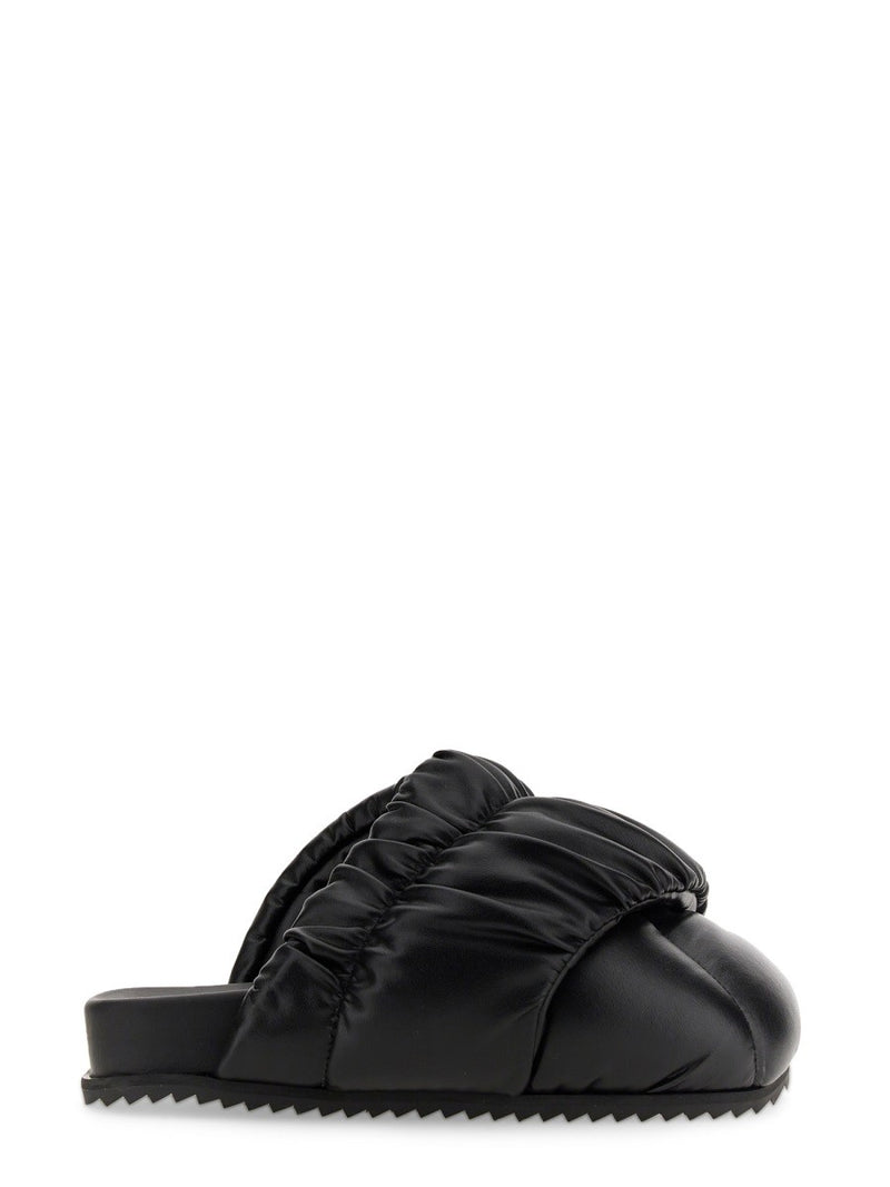 SANDAL TENT