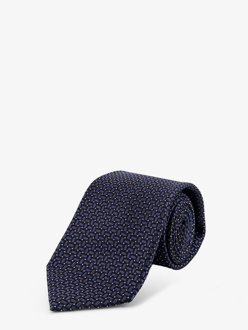 Silk tie