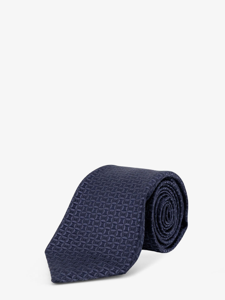Silk tie