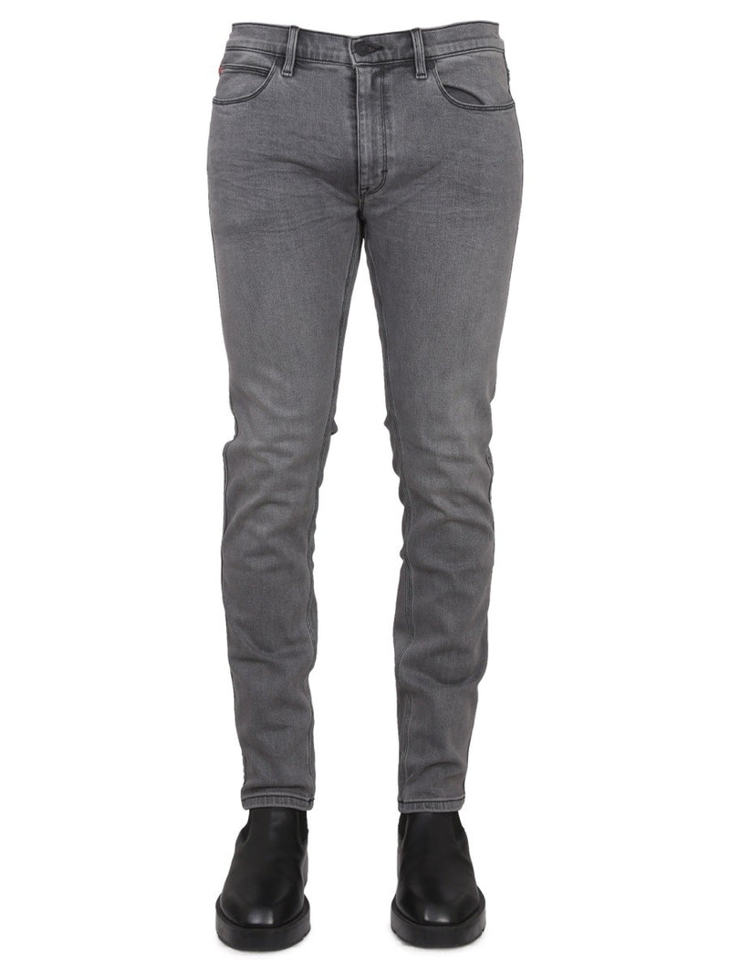 SLIM FIT JEANS