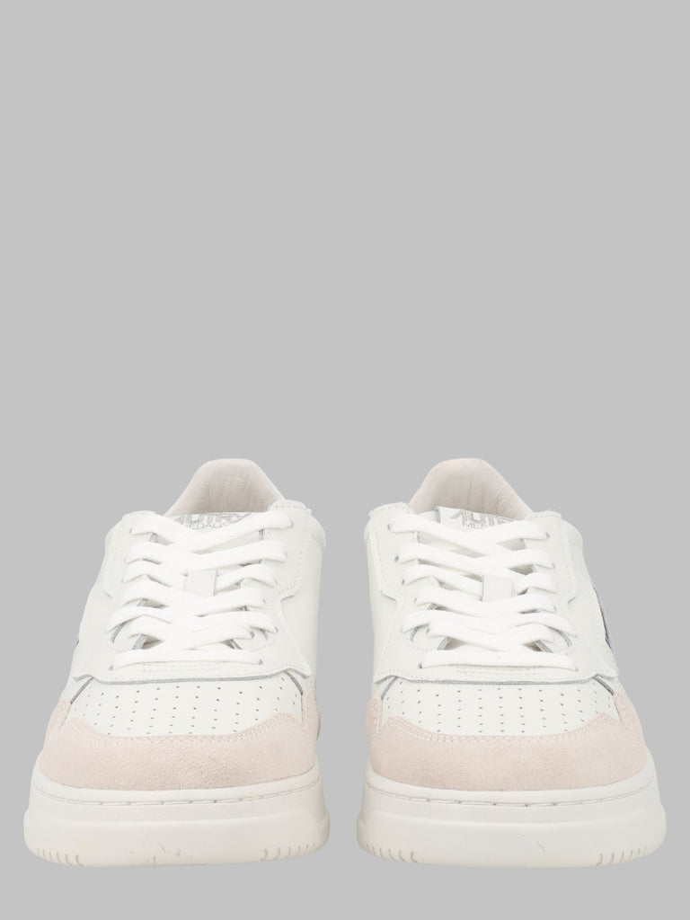 SNEAKER "MEDALIST LOW"