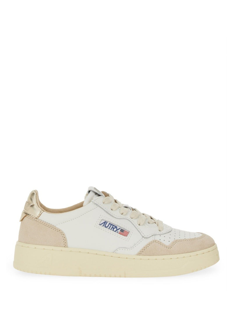 SNEAKER "MEDALIST LOW"