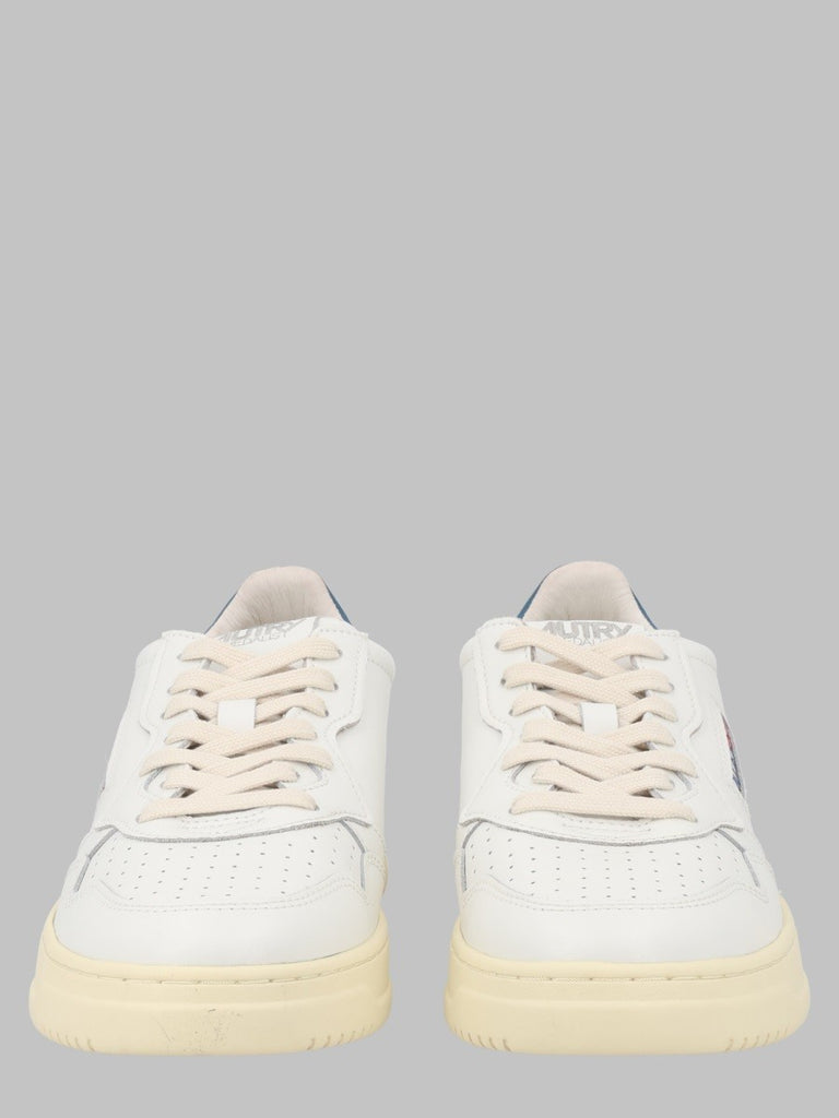 SNEAKER "MEDALIST LOW"