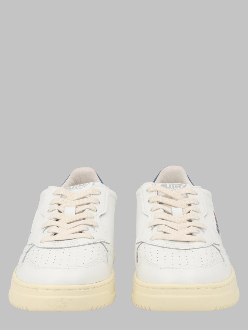 SNEAKER "MEDALIST LOW"