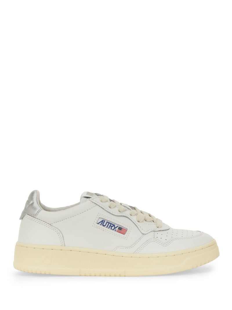 SNEAKER "MEDALIST LOW"