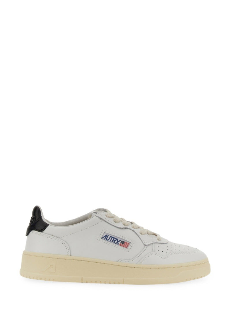 SNEAKER MEDALIST LOW