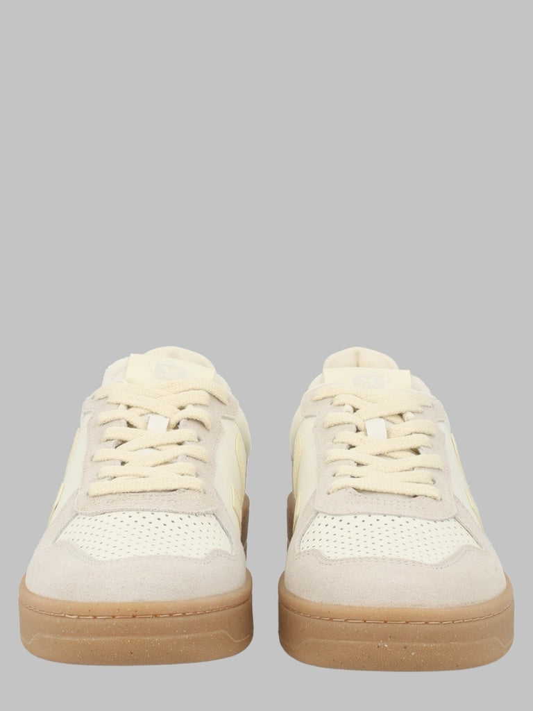 SNEAKER "V-82"