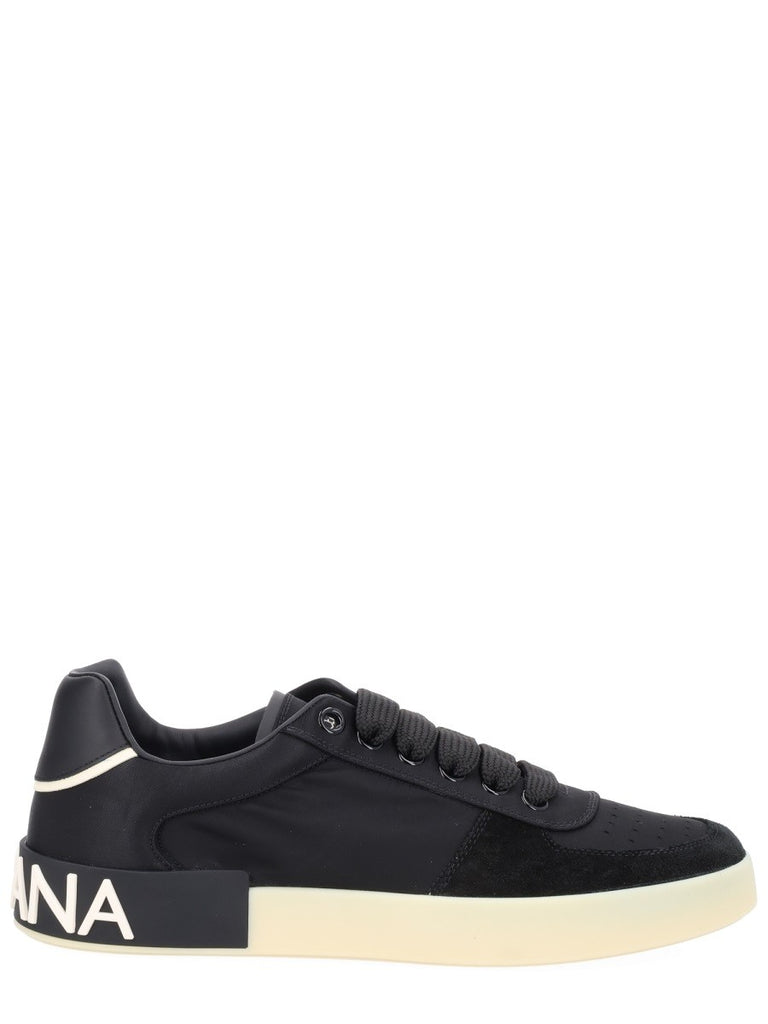 SNEAKER WITH LOGO