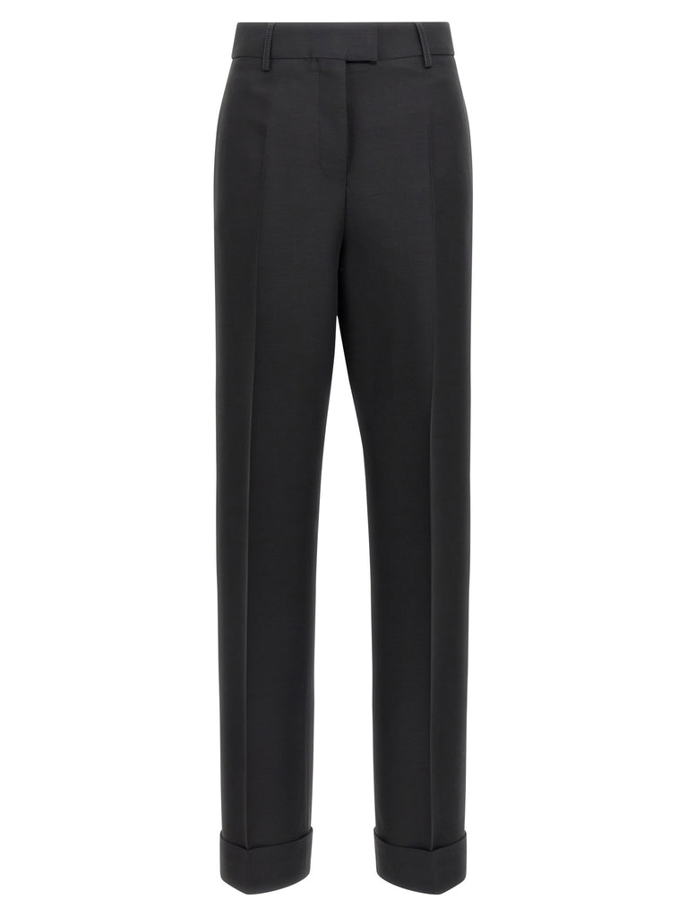 Stretched pleated trousers